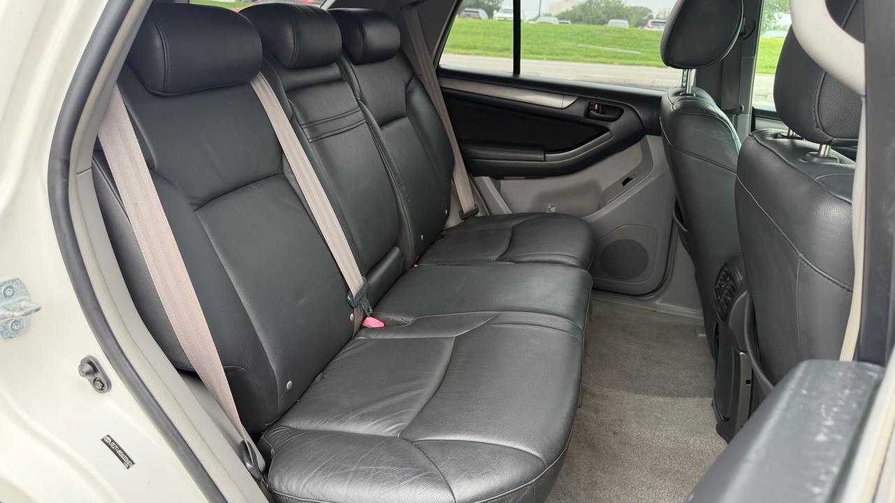 Toyota 4Runner 4dr SR5 V8 Auto (Natl) 2006