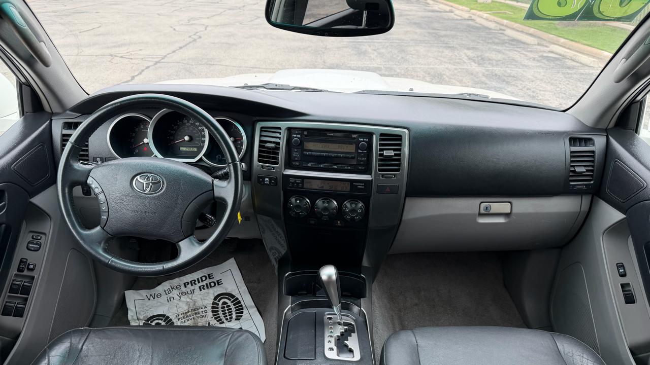 Toyota 4Runner 4dr SR5 V8 Auto (Natl) 2006