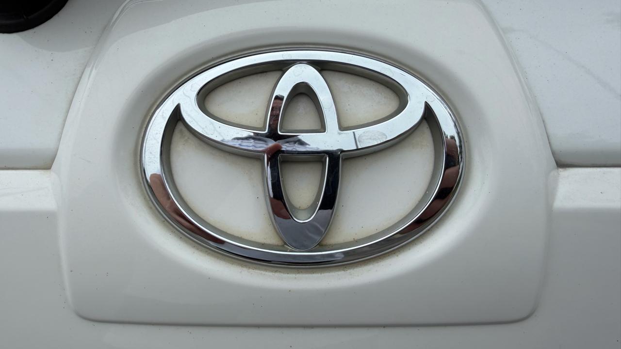 Toyota 4Runner 4dr SR5 V8 Auto (Natl) 2006