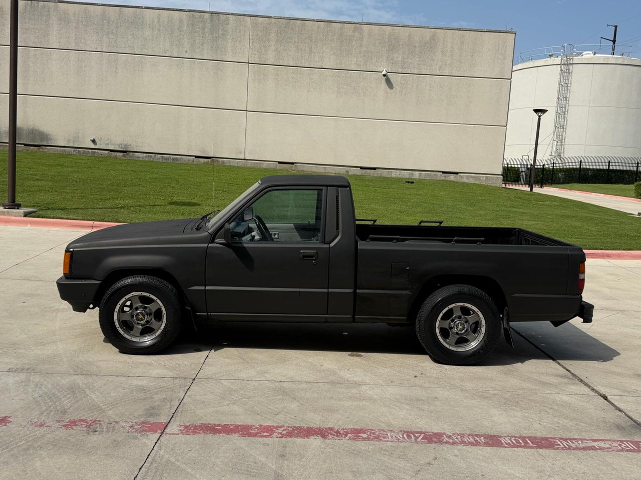 Dodge Ram 50 Base 105" WB 1987