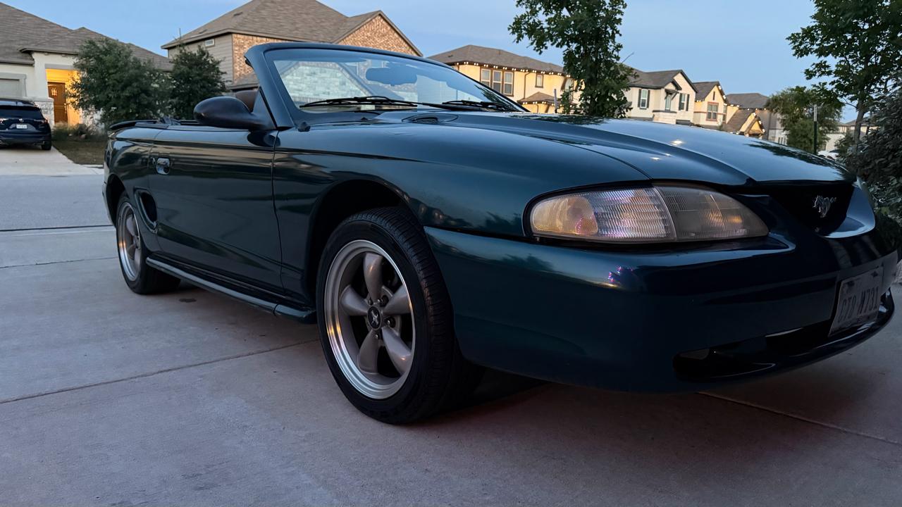 Ford Mustang 2dr Convertible GT 1994