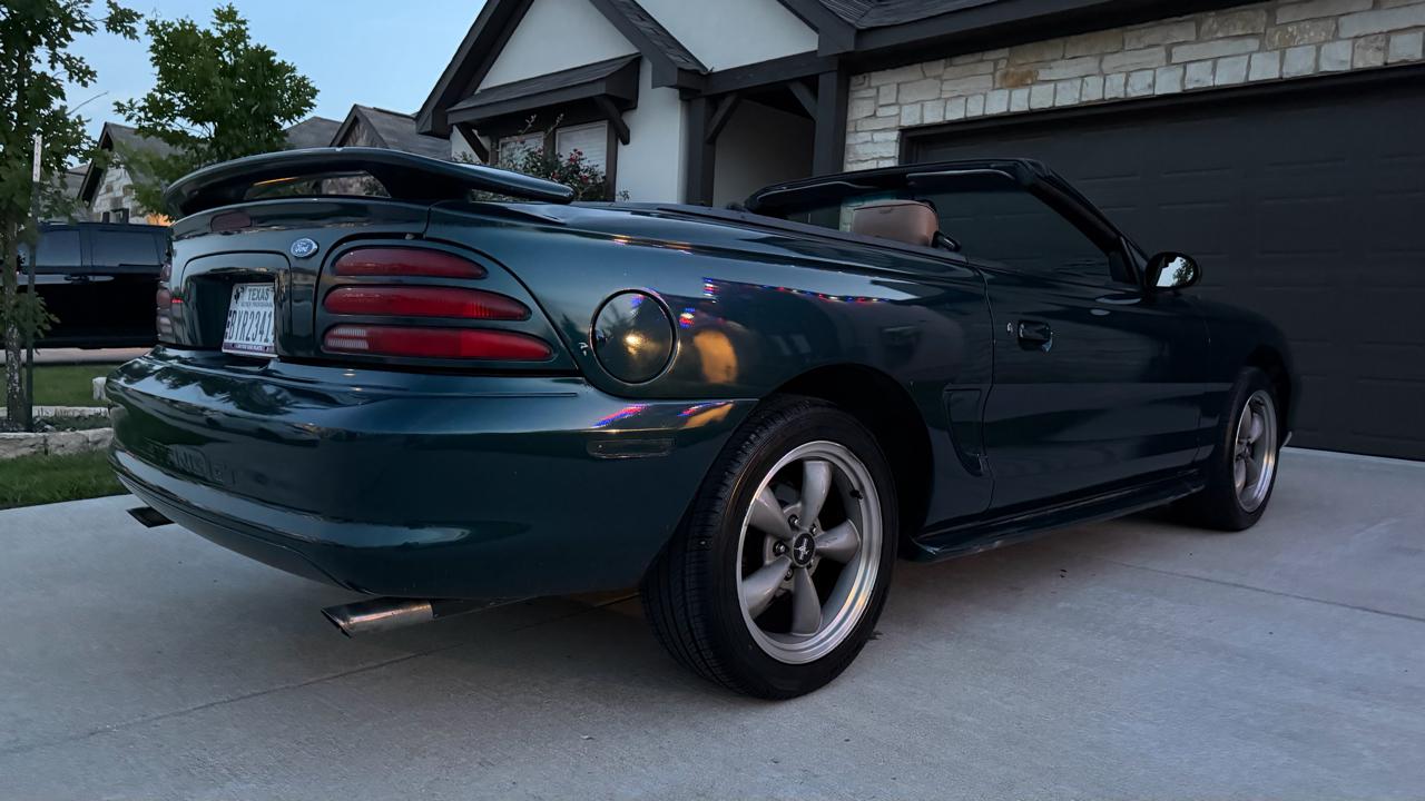 Ford Mustang 2dr Convertible GT 1994