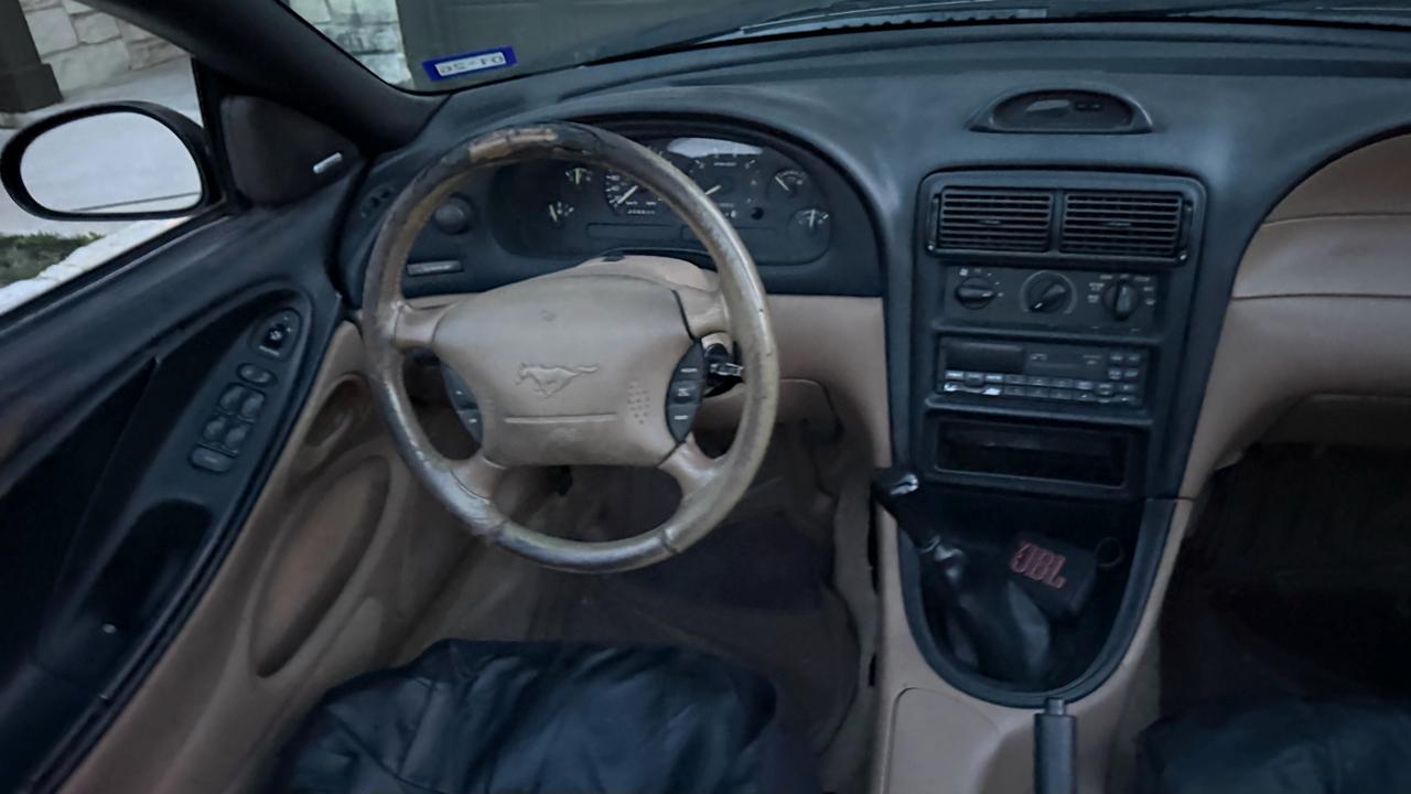 Ford Mustang 2dr Convertible GT 1994