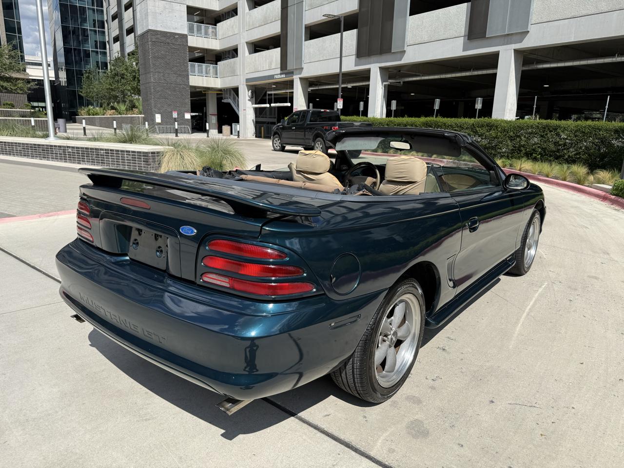 Ford Mustang 2dr Convertible GT 1994