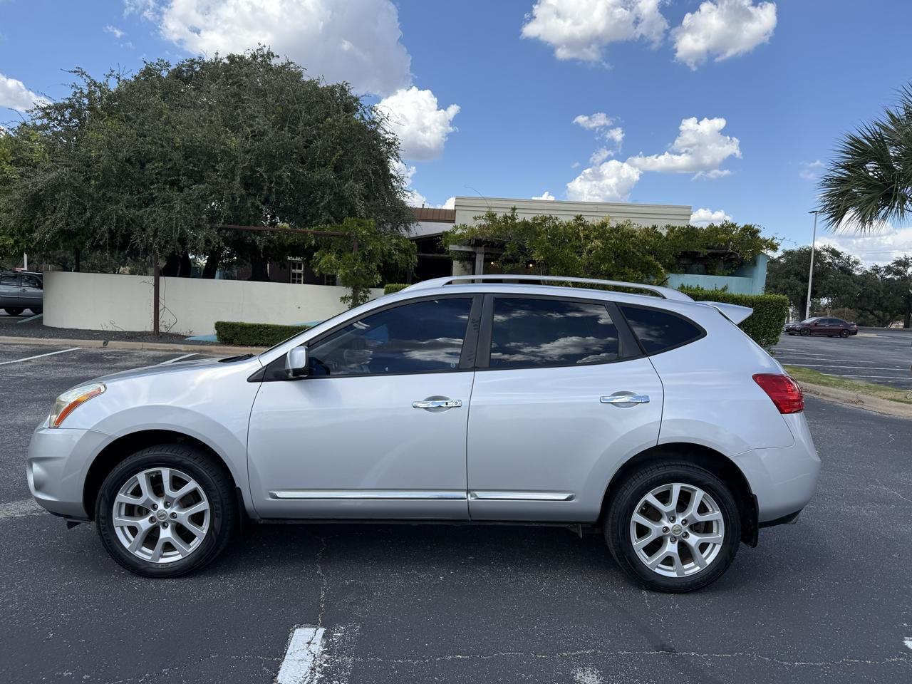 Nissan Rogue FWD 4dr SL 2013