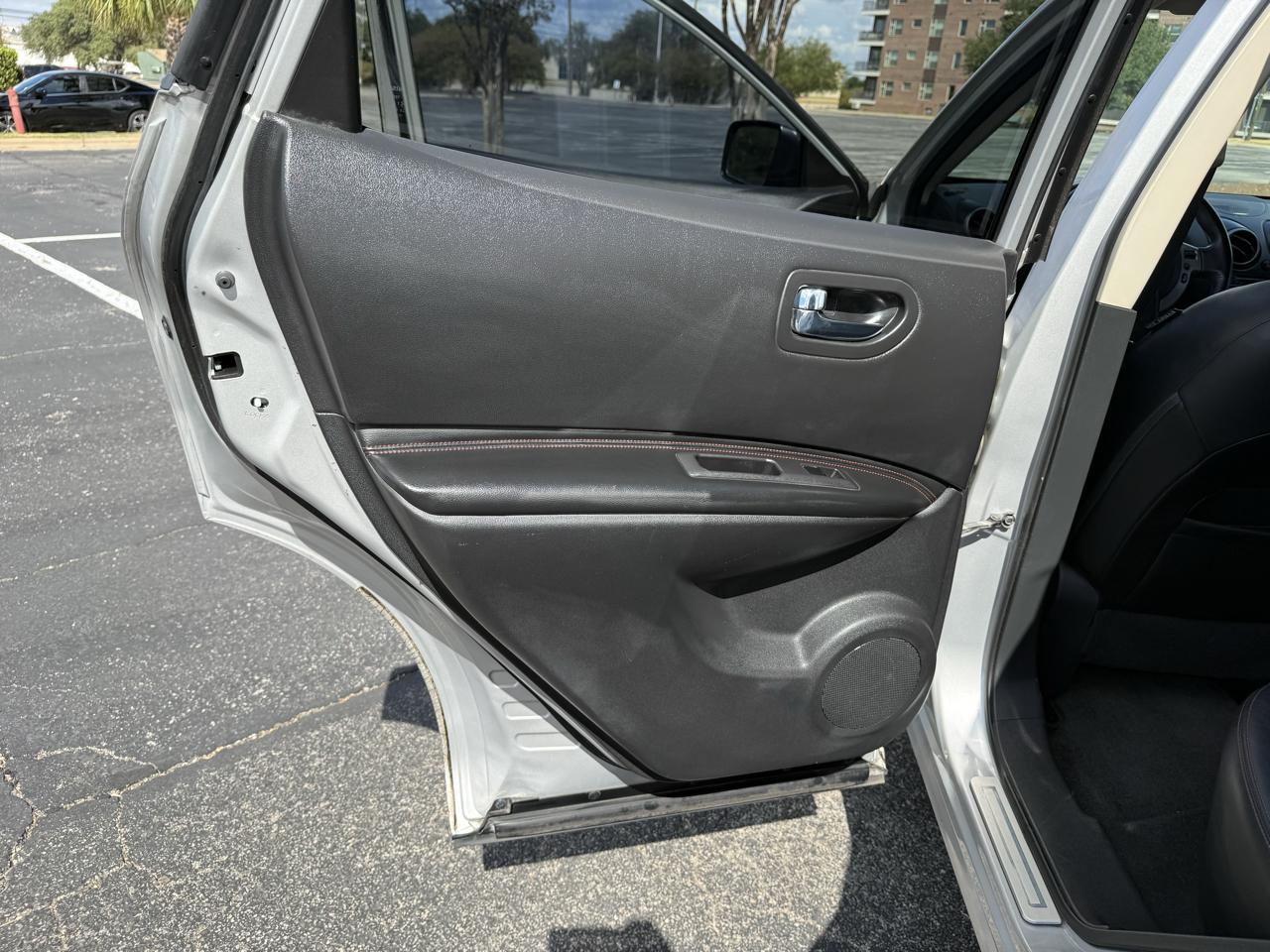 Nissan Rogue FWD 4dr SL 2013