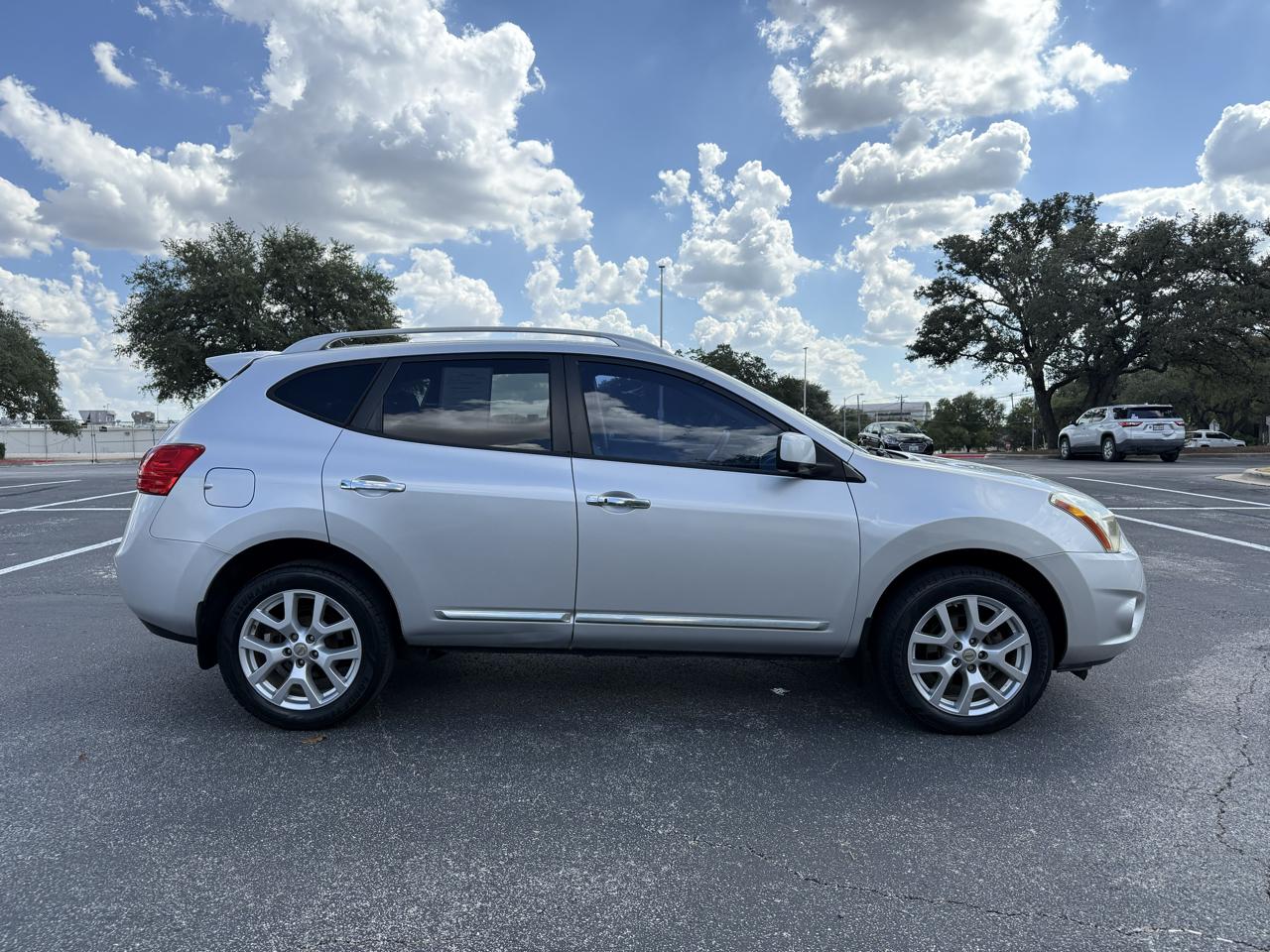 Nissan Rogue FWD 4dr SL 2013