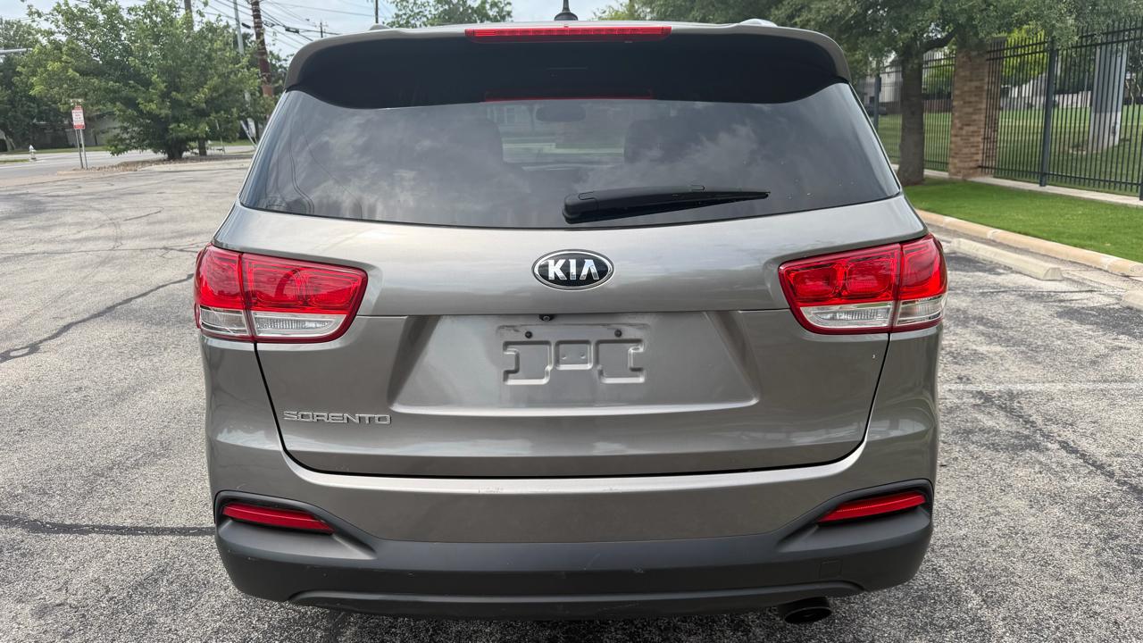 Kia Sorento LX FWD 2017