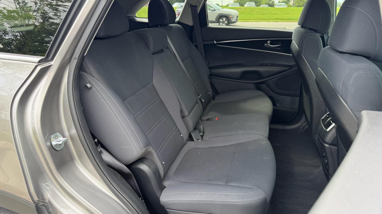 Kia Sorento LX FWD 2017