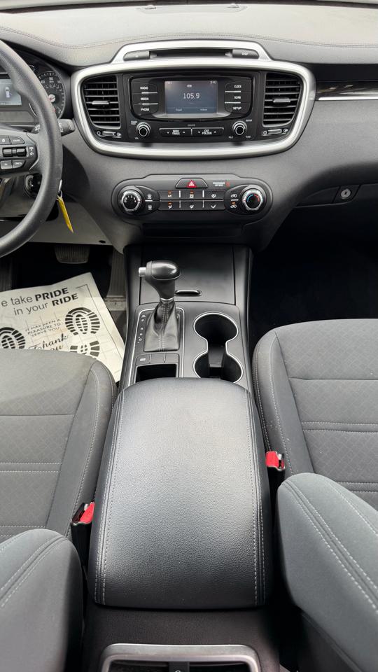 Kia Sorento LX FWD 2017