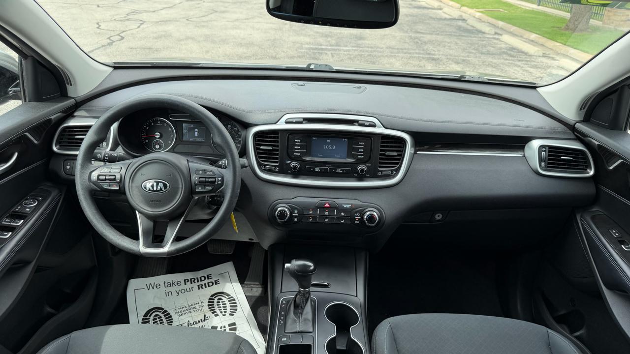 Kia Sorento LX FWD 2017