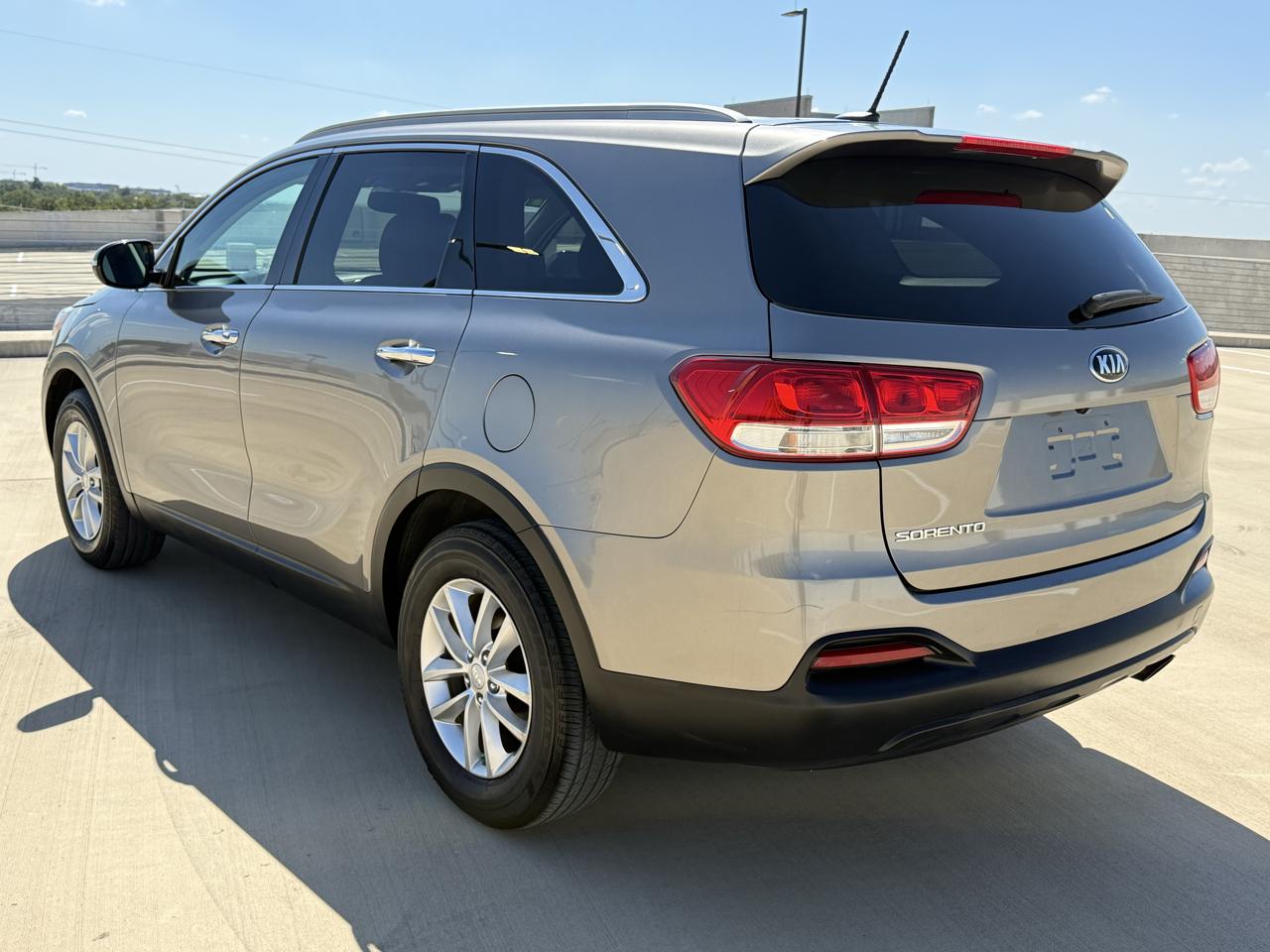 Kia Sorento LX FWD 2017