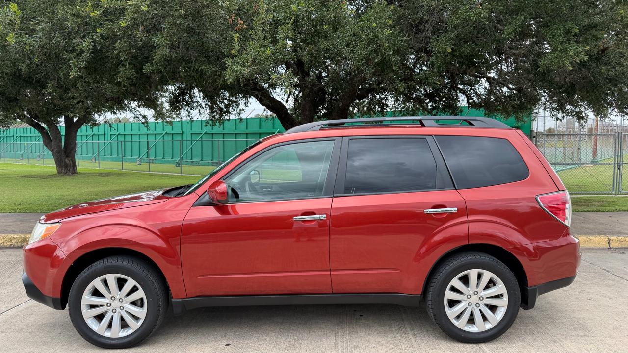 Subaru Forester 4dr Auto 2.5X Limited 2011