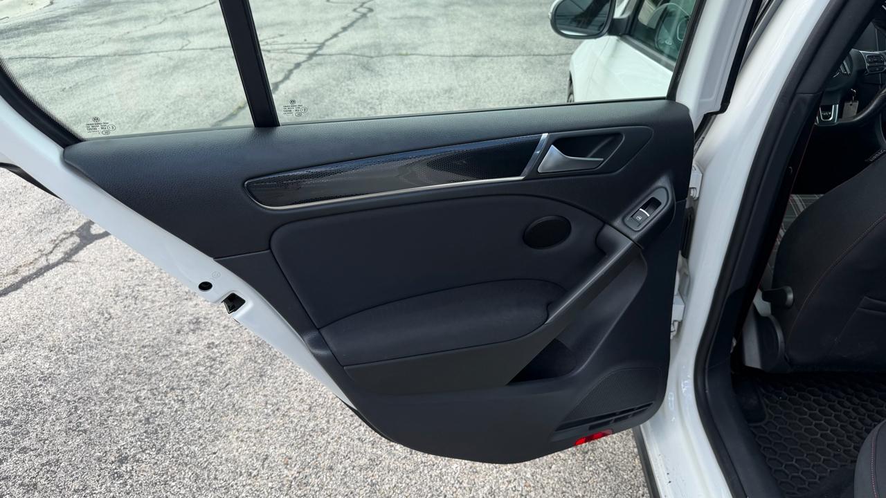 Volkswagen GTI 4dr HB DSG Driver's Edition PZEV 2014