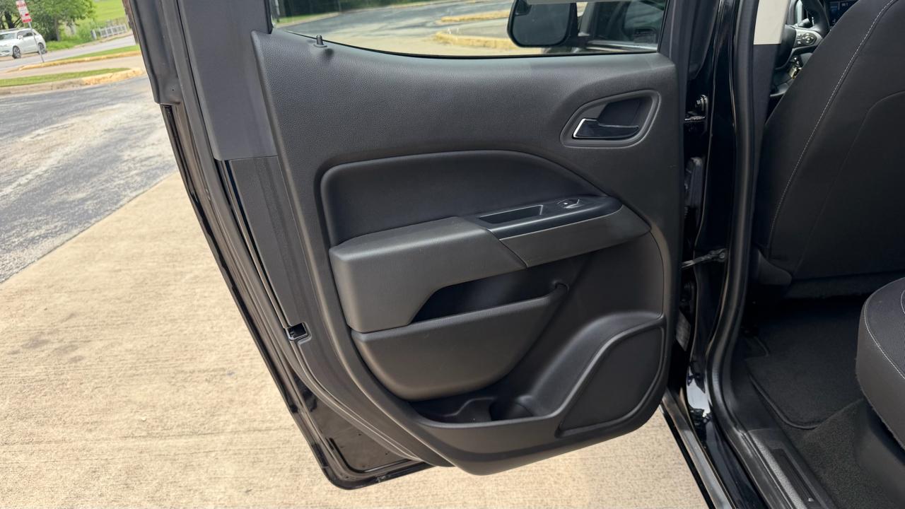 Chevrolet Colorado 2WD Crew Cab 128.3" LT 2015