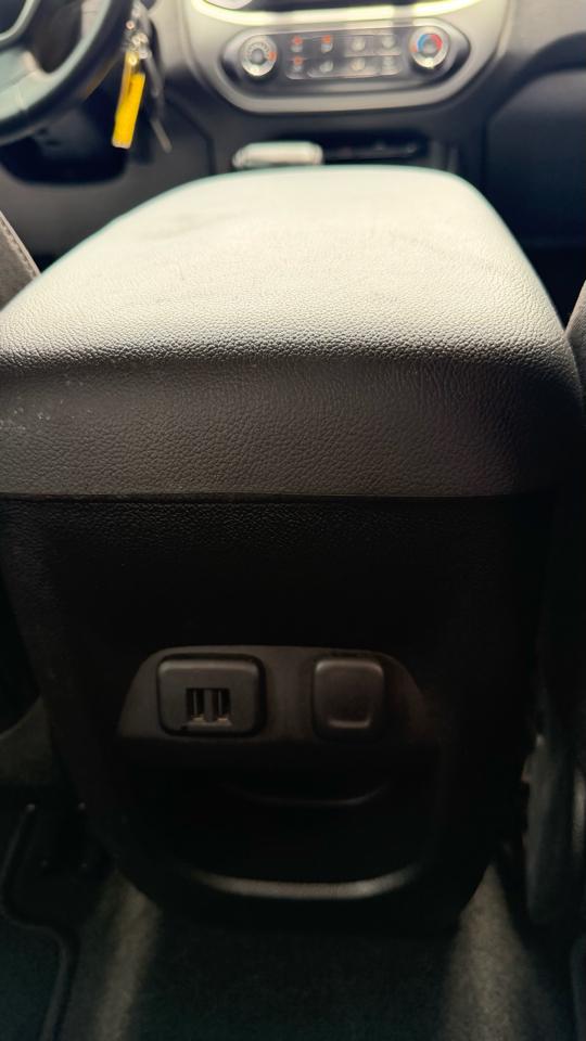 Chevrolet Colorado 2WD Crew Cab 128.3" LT 2015