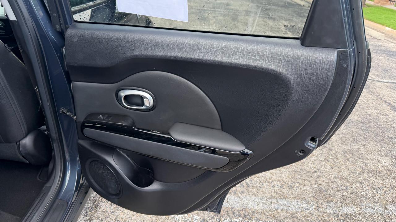 Kia Soul 5dr Wgn Auto + 2016