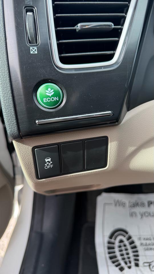 Honda Civic Sdn 4dr Auto HF 2013