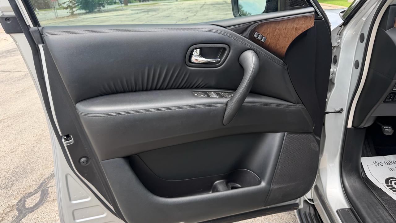 Infiniti QX80 2WD 4dr 2014