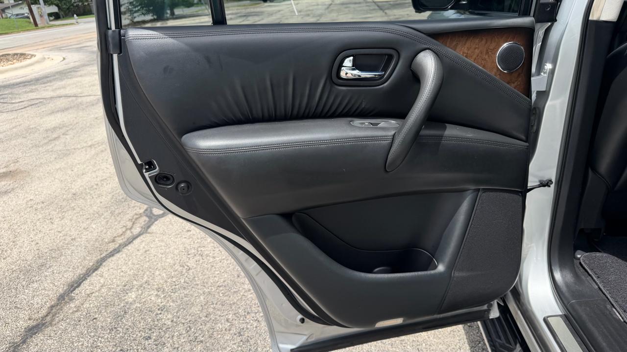 Infiniti QX80 2WD 4dr 2014