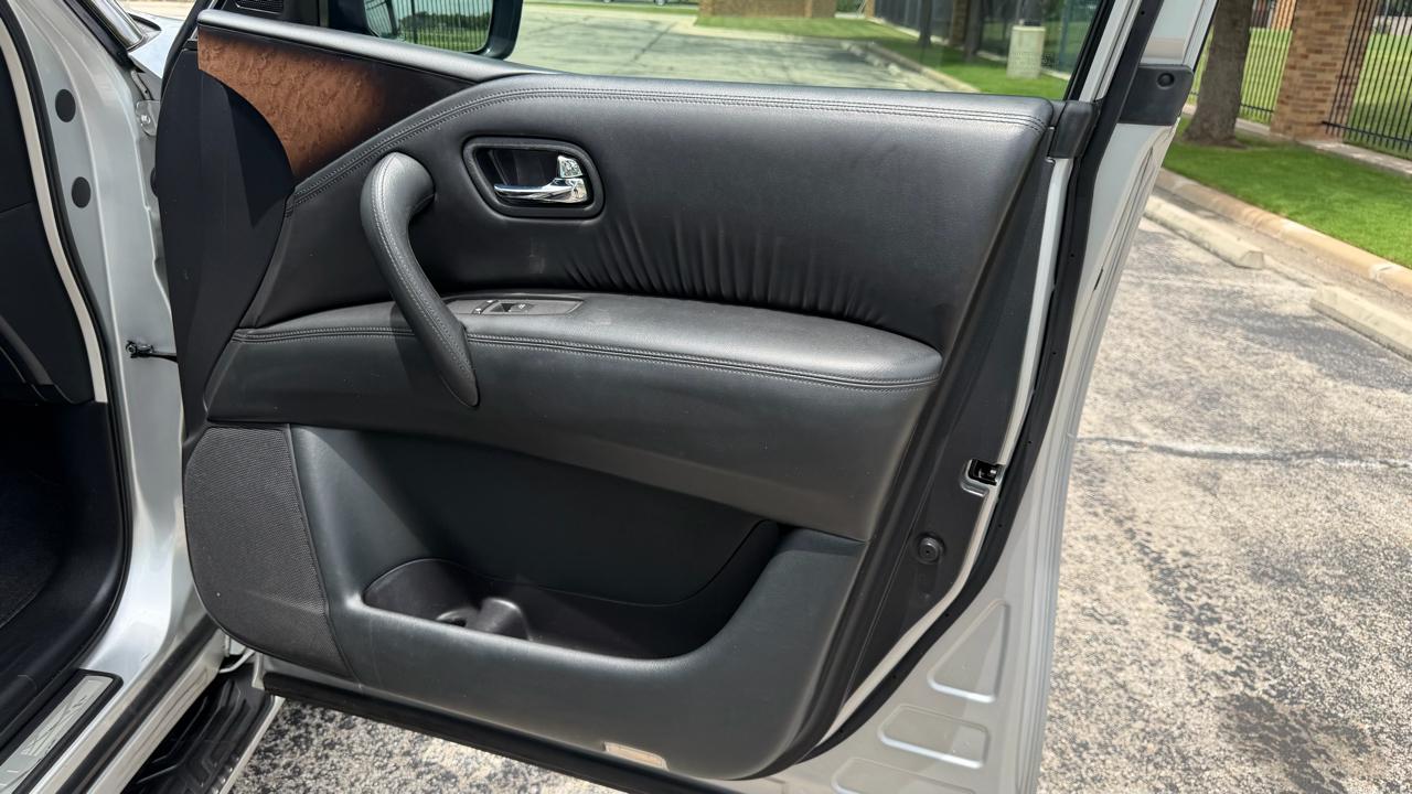Infiniti QX80 2WD 4dr 2014