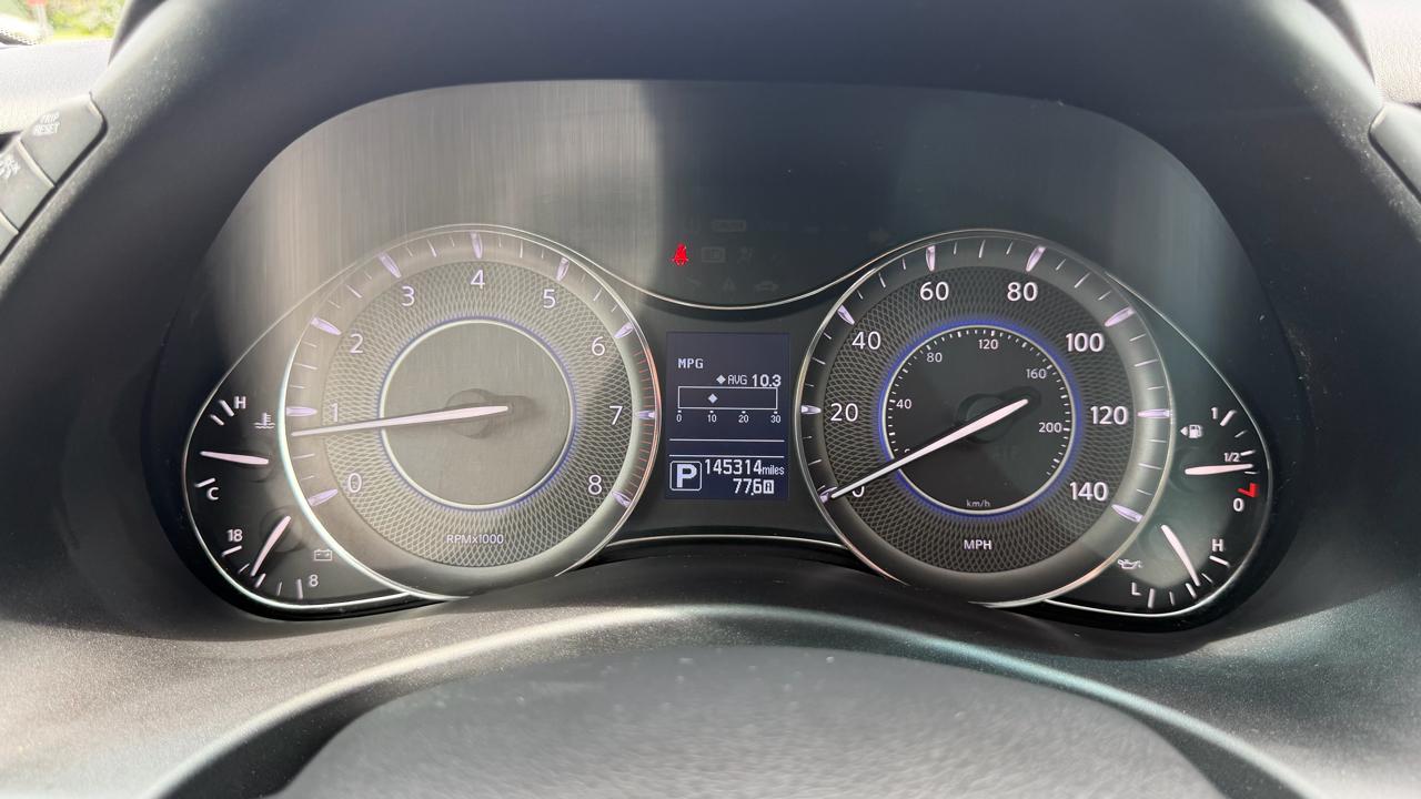 Infiniti QX80 2WD 4dr 2014