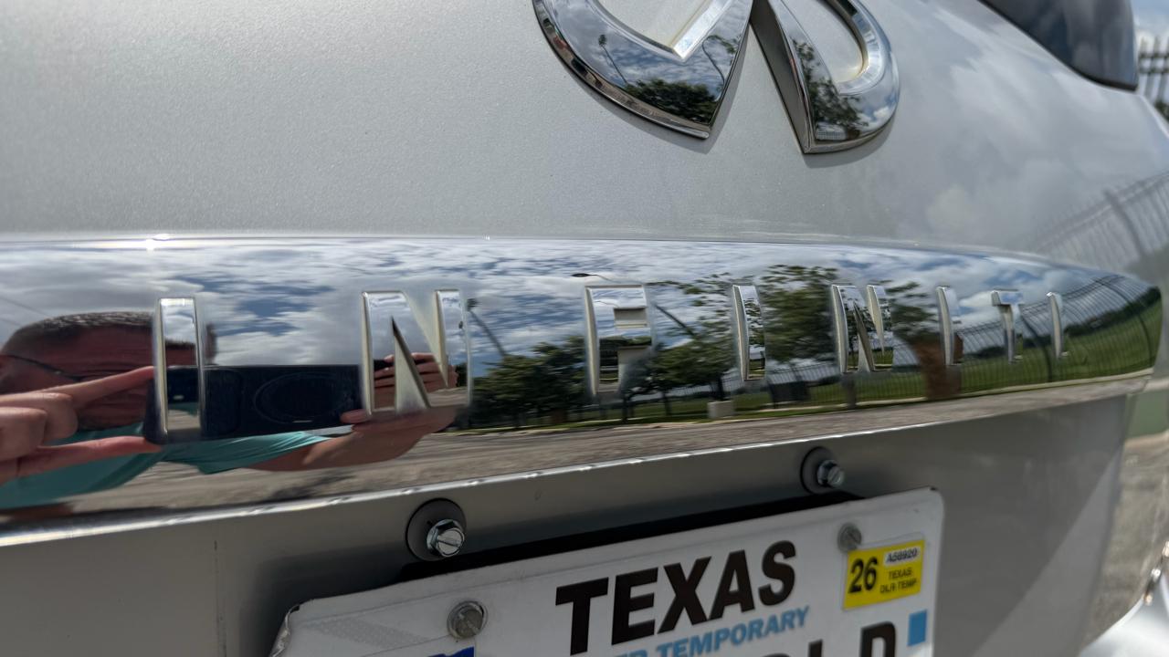 Infiniti QX80 2WD 4dr 2014