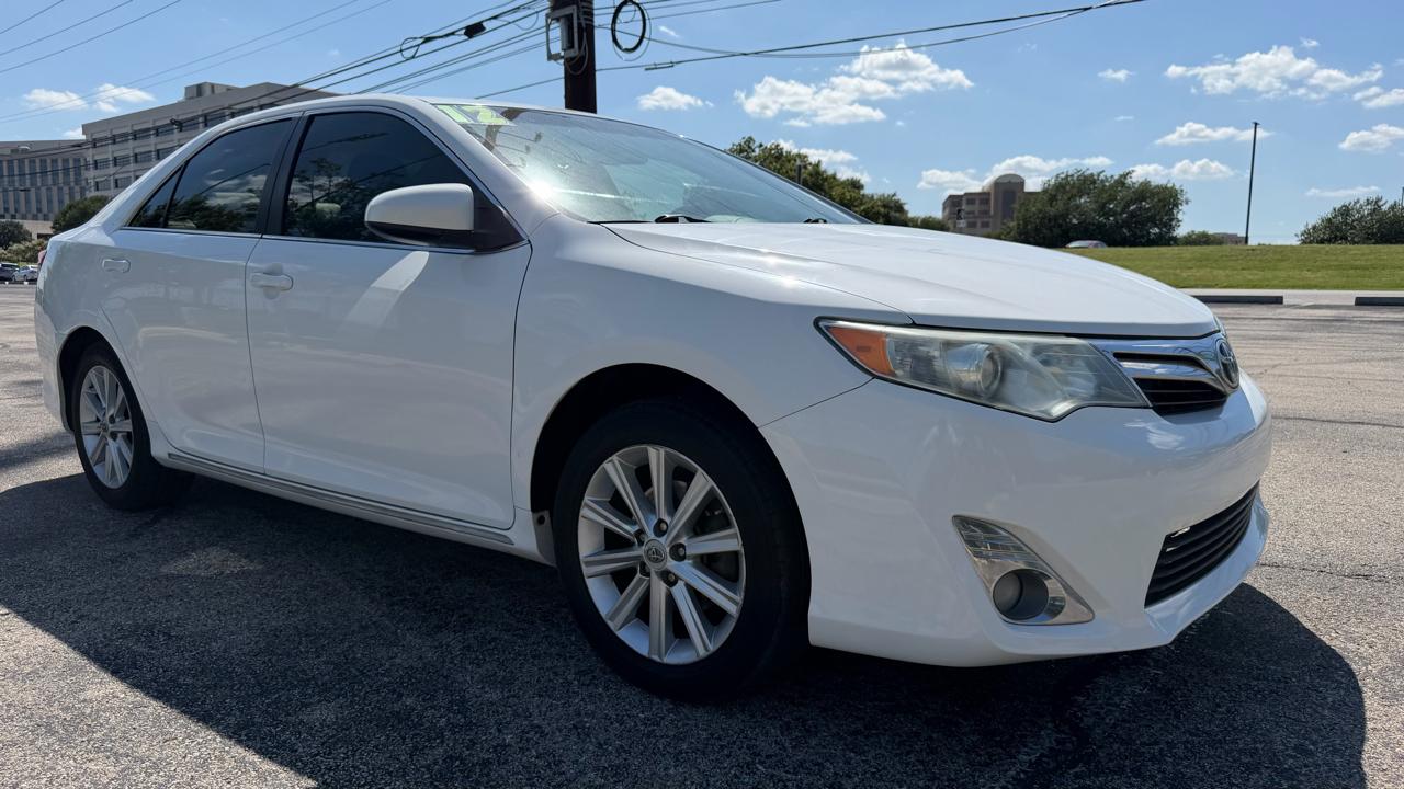 Toyota Camry 4dr Sdn V6 Auto XLE (Natl) 2012