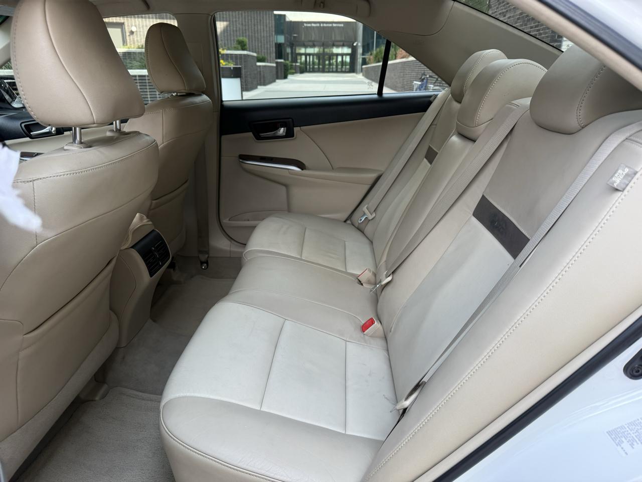 Toyota Camry 4dr Sdn V6 Auto XLE (Natl) 2012