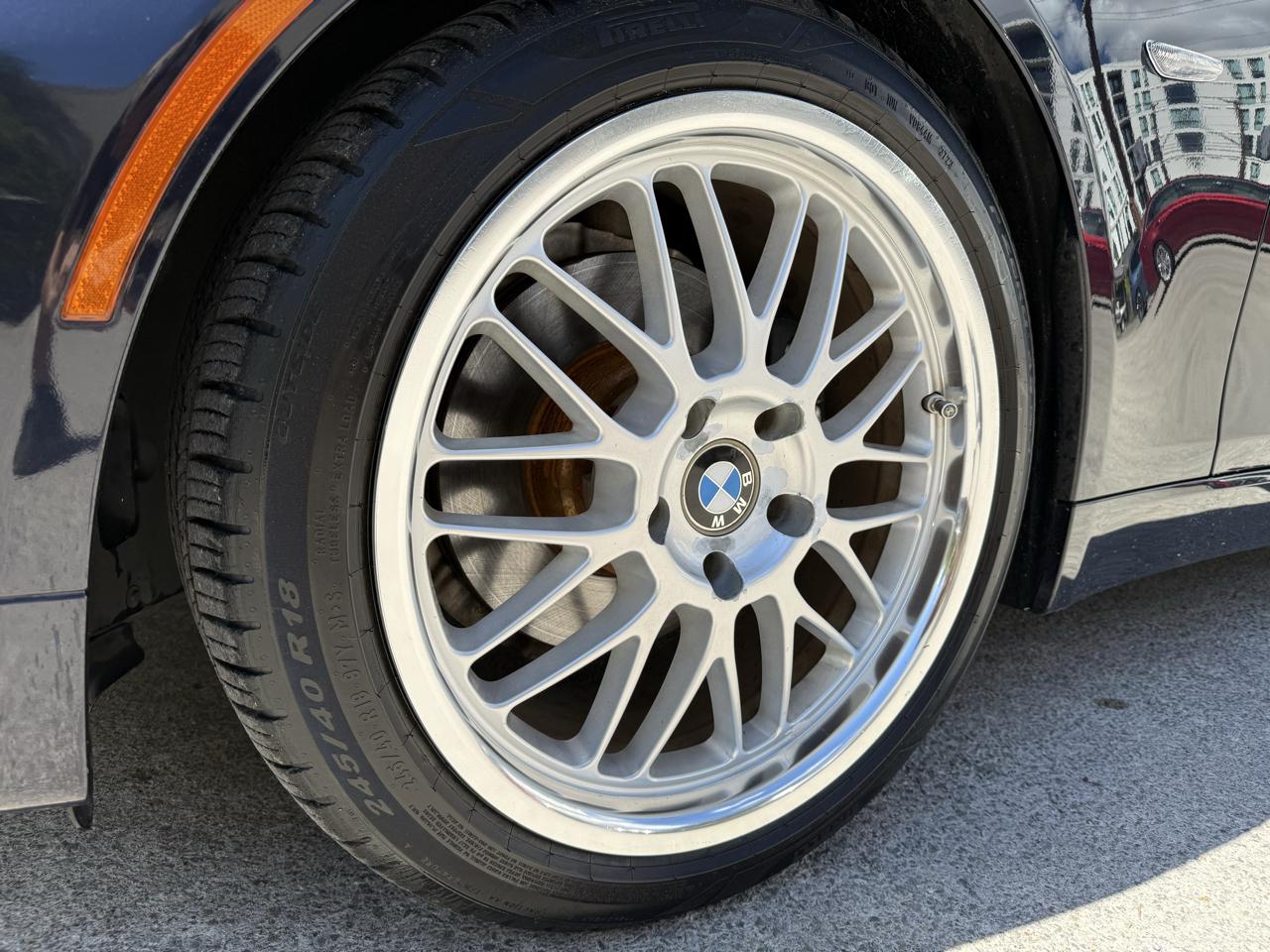 BMW 5 Series 4dr Sdn 528i RWD 2008
