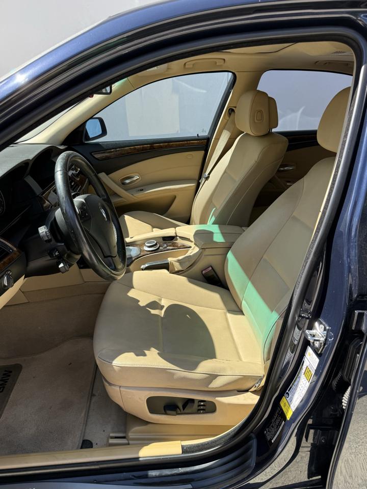 BMW 5 Series 4dr Sdn 528i RWD 2008
