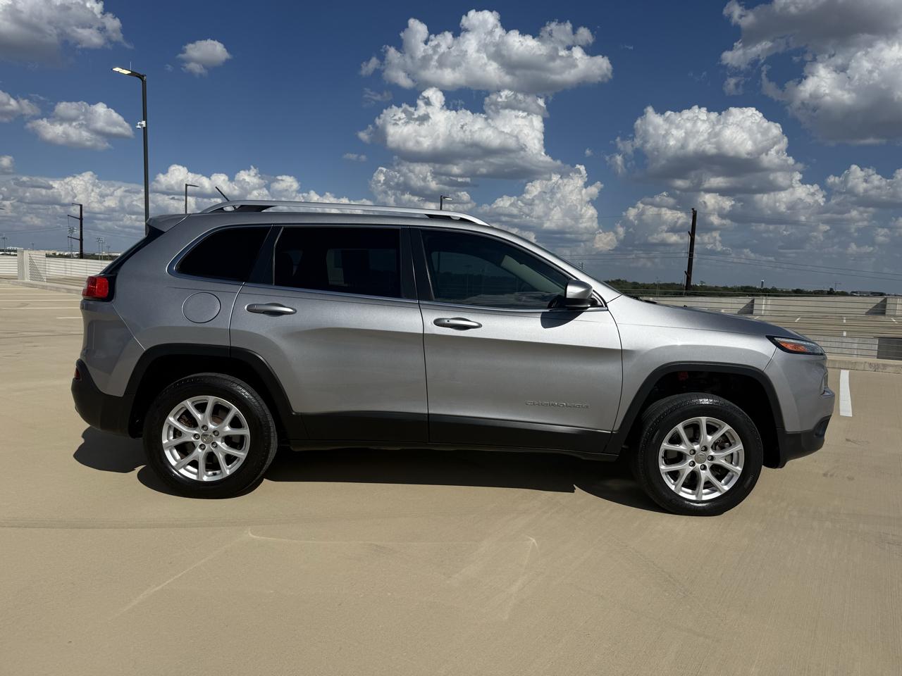 Jeep Cherokee FWD 4dr Latitude 2014