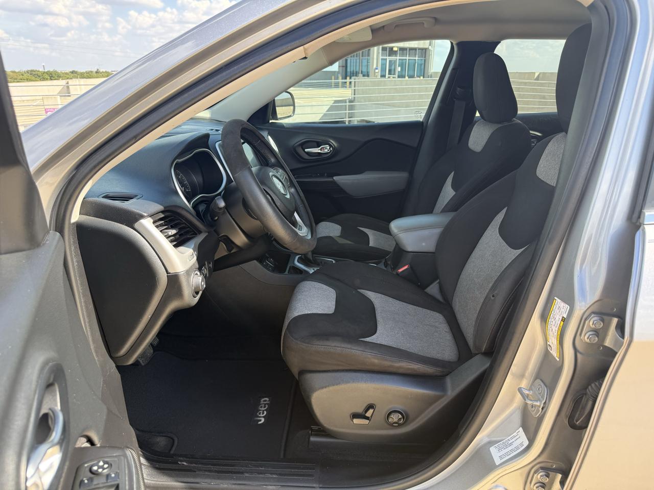 Jeep Cherokee FWD 4dr Latitude 2014