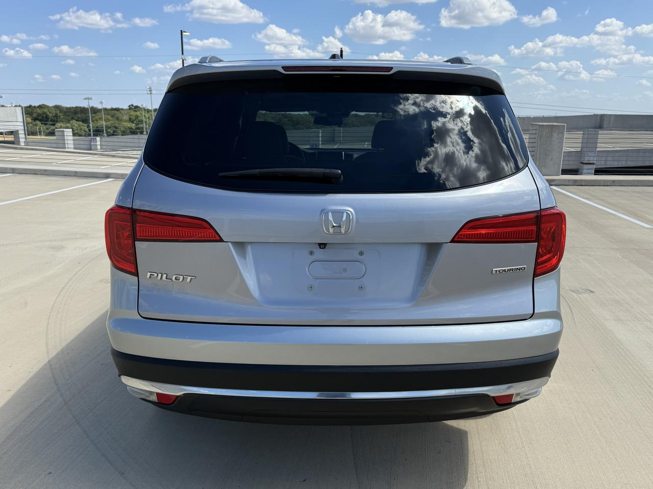 Honda Pilot Touring 2WD 2018