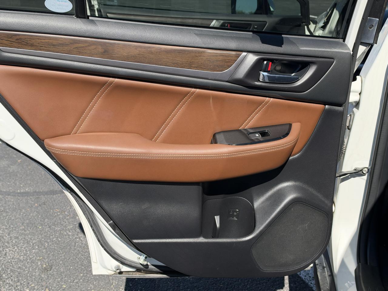 Subaru Outback 3.6R Touring 2017