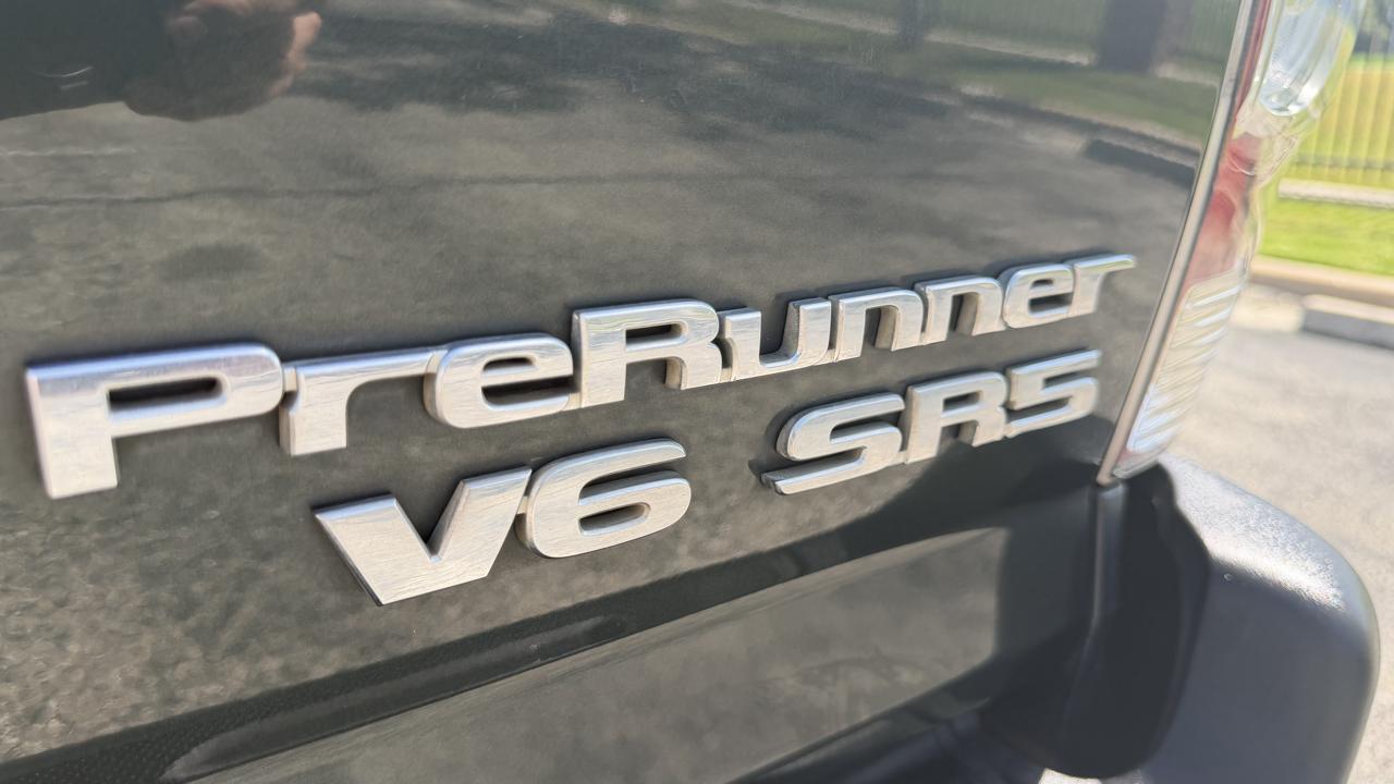 Toyota Tacoma 2WD Double V6 AT PreRunner (Natl) 2010