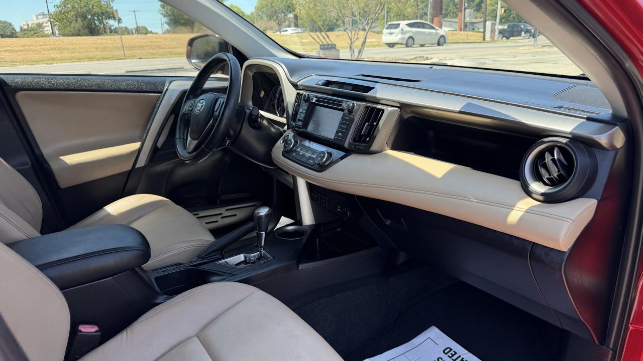 Toyota RAV4 FWD 4dr Limited (Natl) 2014