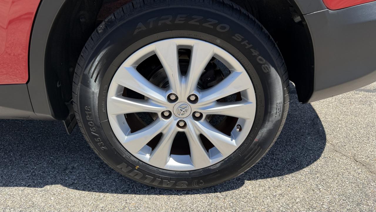Toyota RAV4 FWD 4dr Limited (Natl) 2014