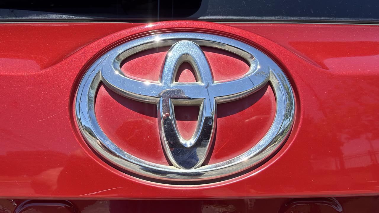 Toyota RAV4 FWD 4dr Limited (Natl) 2014