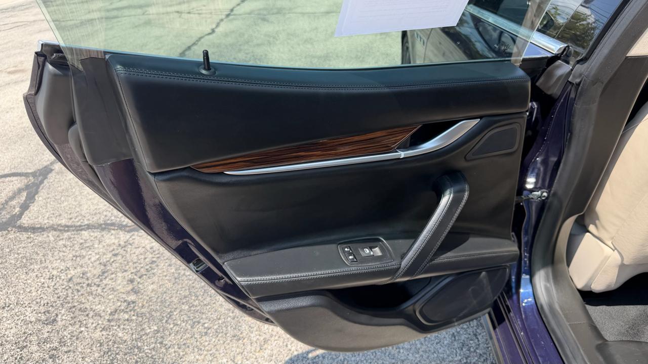 Maserati Ghibli 4dr Sdn S Q4 2014