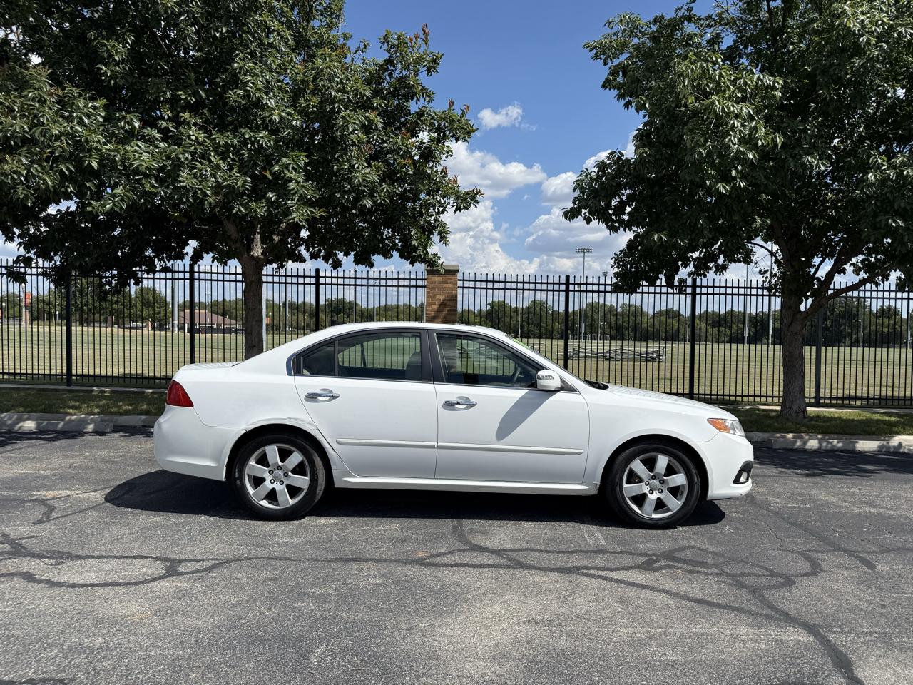 Kia Optima 4dr Sdn I4 Auto EX 2010