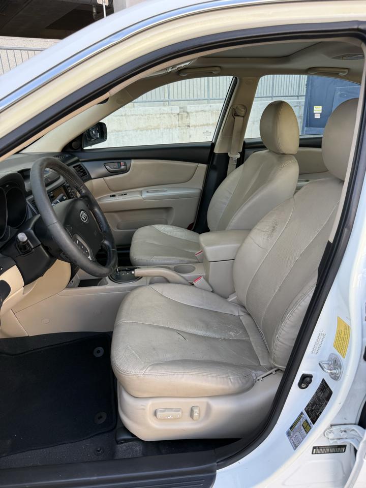 Kia Optima 4dr Sdn I4 Auto EX 2010