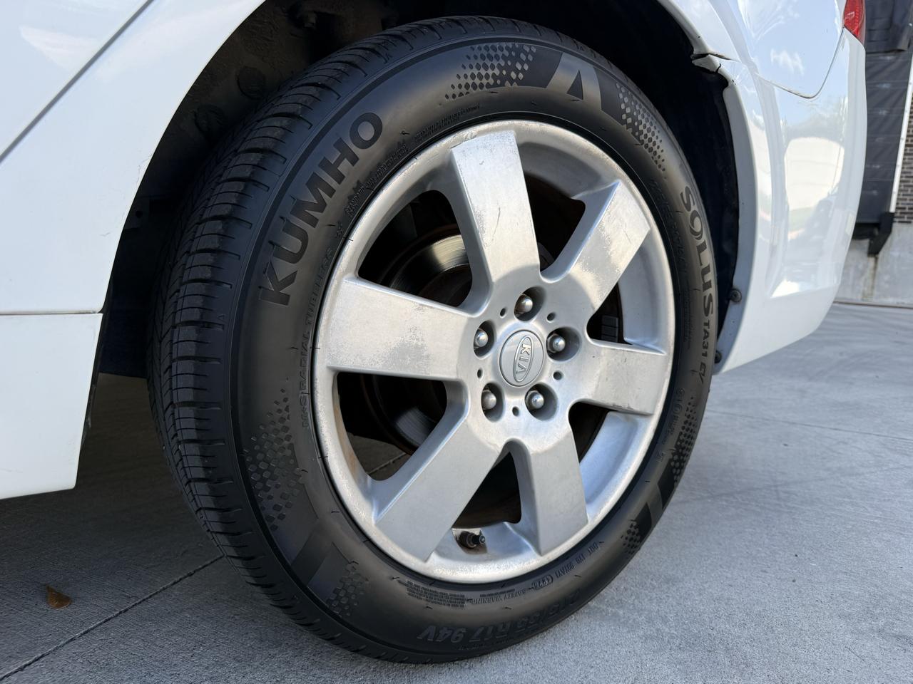 Kia Optima 4dr Sdn I4 Auto EX 2010
