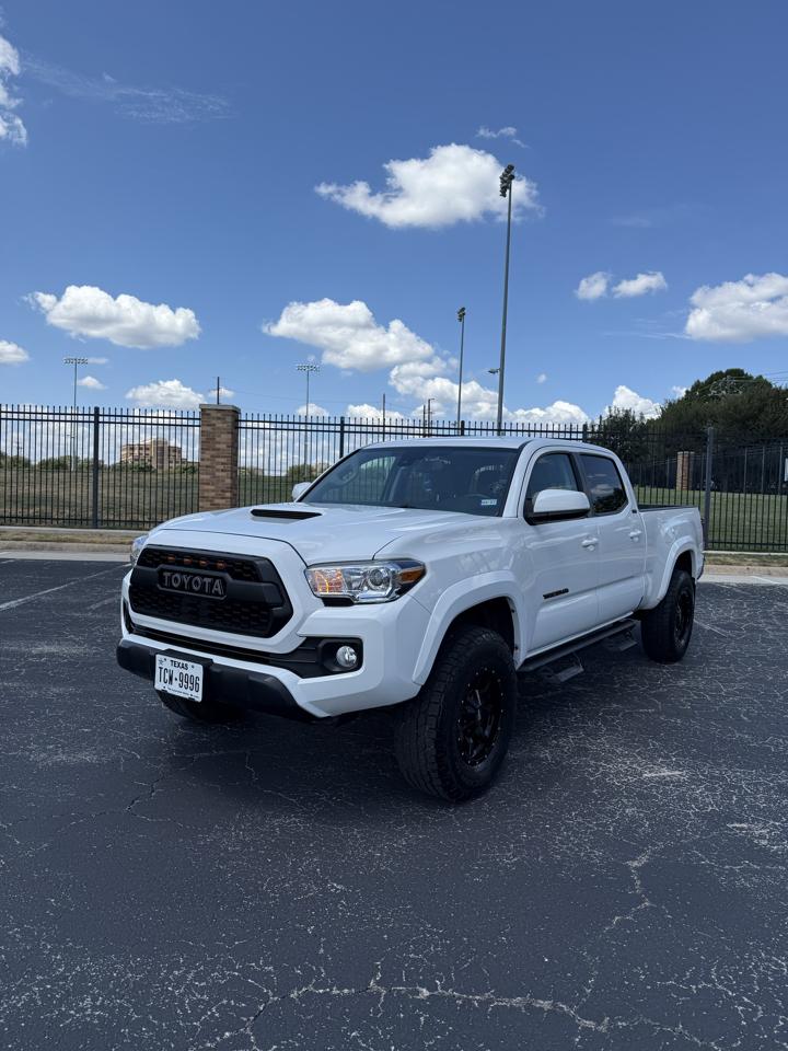 Toyota Tacoma 2WD TRD Sport Double Cab 6' Bed V6 AT (Natl) 2022