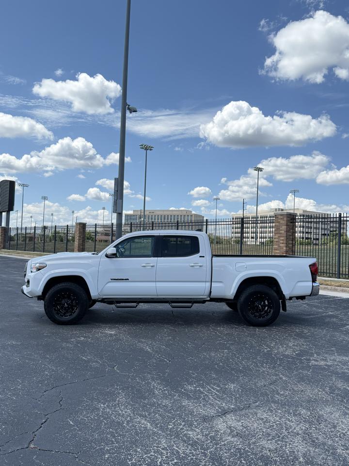 Toyota Tacoma 2WD TRD Sport Double Cab 6' Bed V6 AT (Natl) 2022