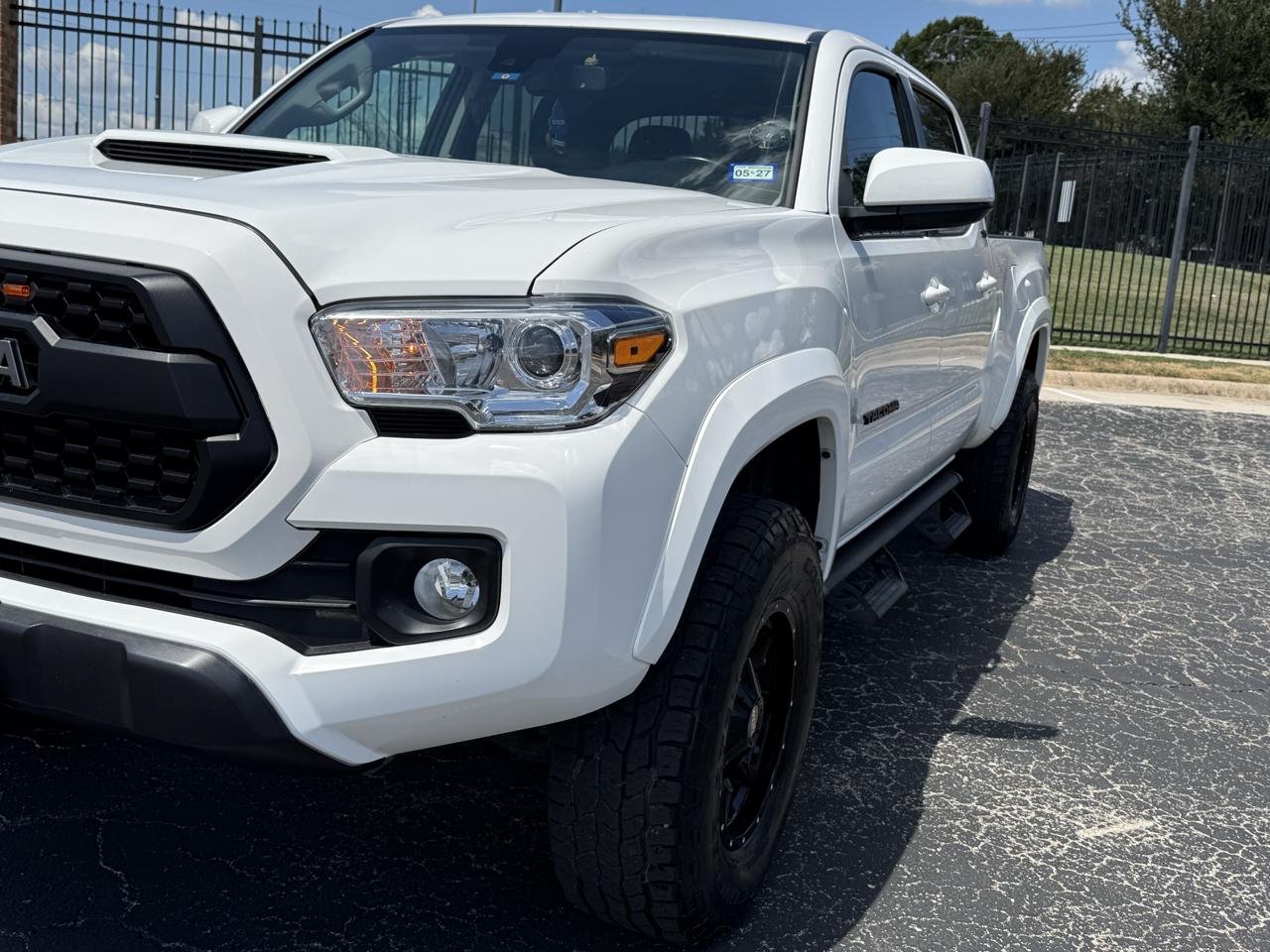 Toyota Tacoma 2WD TRD Sport Double Cab 6' Bed V6 AT (Natl) 2022