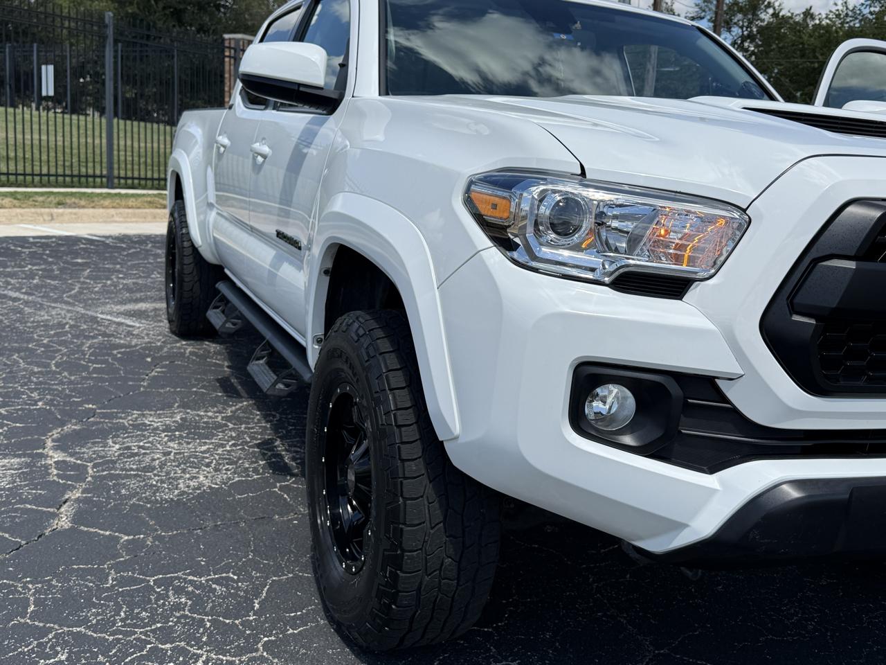 Toyota Tacoma 2WD TRD Sport Double Cab 6' Bed V6 AT (Natl) 2022
