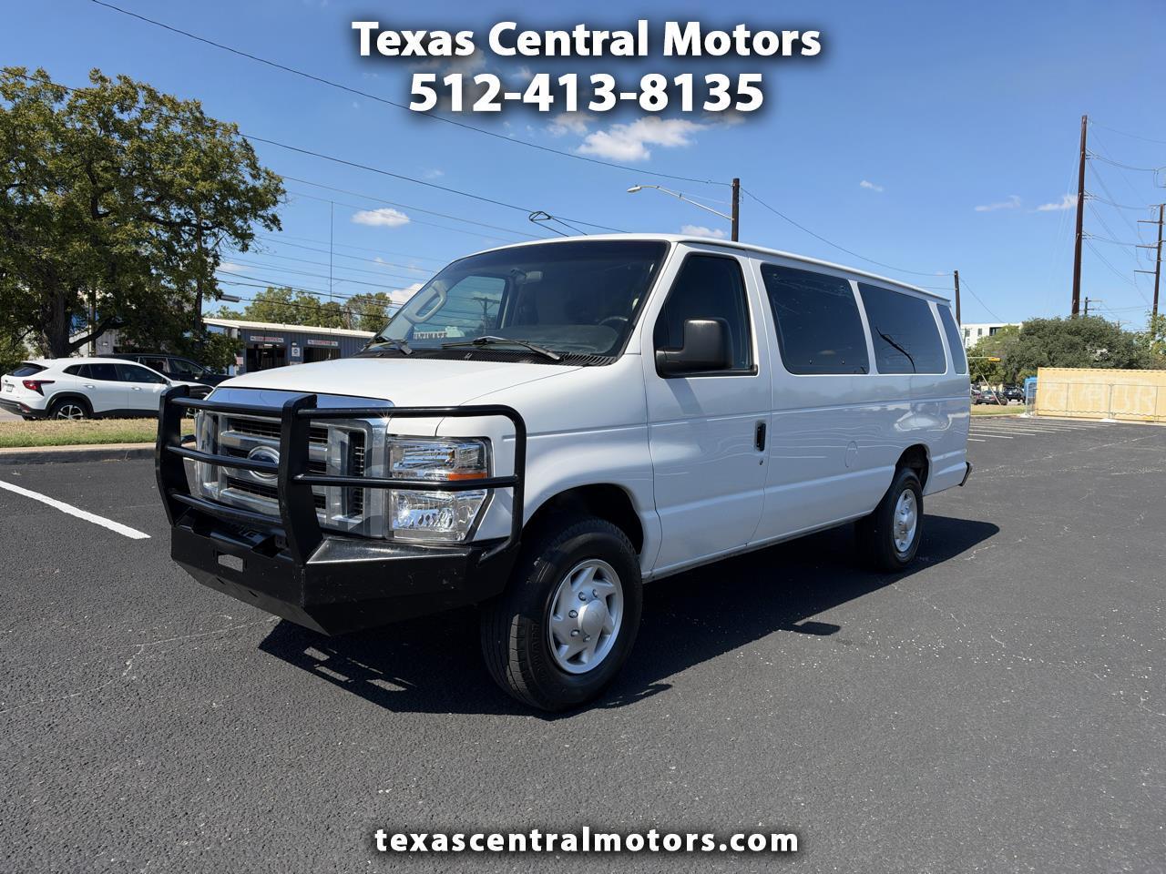  2011 Ford E-Series E-350 XLT Super Duty Extended Passenger Van   