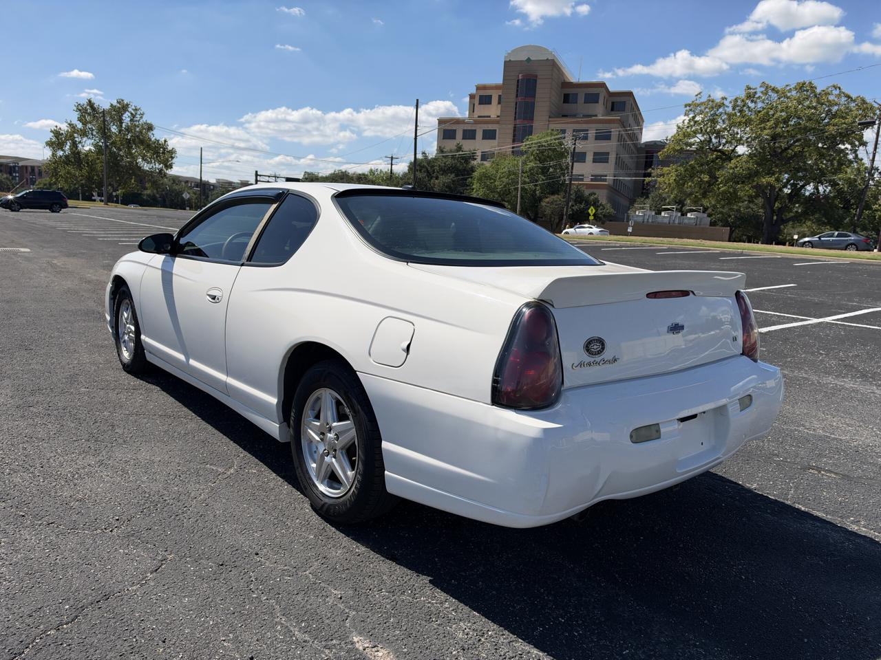 Chevrolet Monte Carlo photo 3