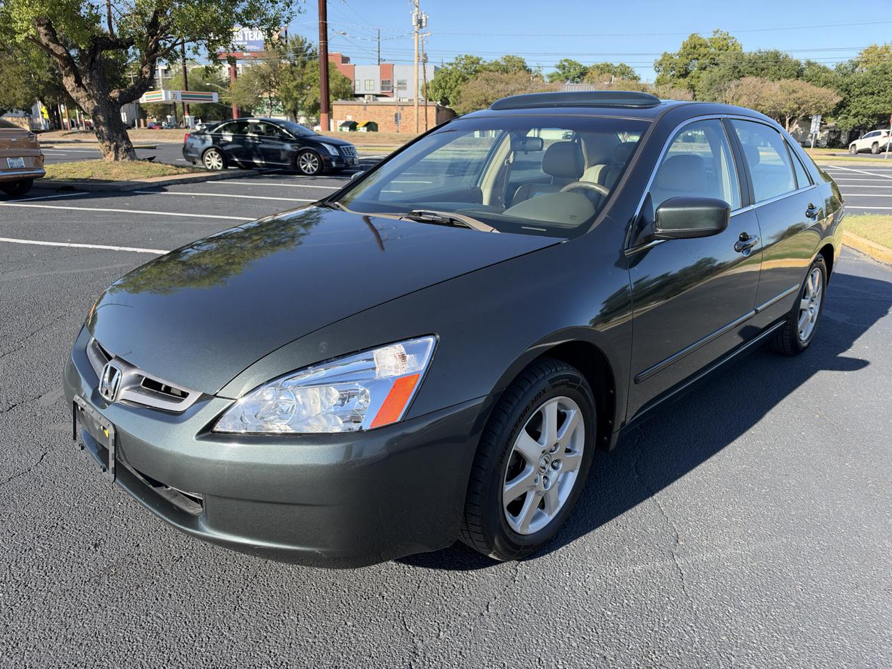 Honda Accord photo 28